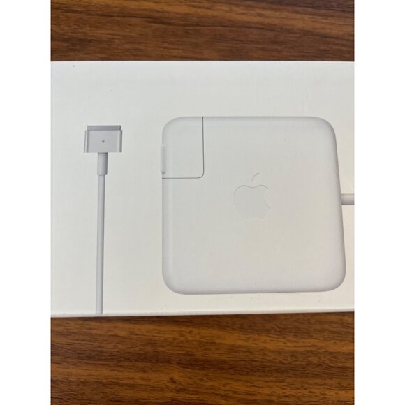 Apple MagSafe 2 85W Power Adapter (MD506LL/A) for MacBook Pro White Office Work - Picture 4 of 14